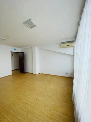 INCHIRIERE ANSAMBLU CASE VILE INDIVIDUALE IN ZONA  PRELUNGIREA GHENCEA SECTOR 5 - imagine 18