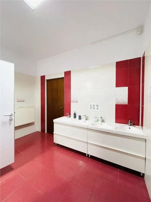 INCHIRIERE ANSAMBLU CASE VILE INDIVIDUALE IN ZONA  PRELUNGIREA GHENCEA SECTOR 5 - imagine 9