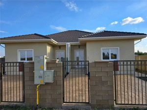 Duplex pe parter - zona buna - toate utilitatile - imagine 2