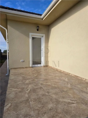 Duplex pe parter - zona buna - toate utilitatile - imagine 9