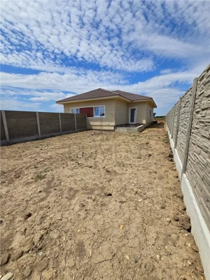 Duplex pe parter - zona buna - toate utilitatile - imagine 7