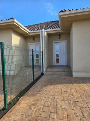 Duplex pe parter - zona buna - toate utilitatile - imagine 5