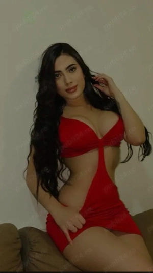 Reală , bruneta xxx ! Azi am ajuns !