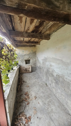 Casă de vânzare în Bălteni, Comuna Copăceni, Vâlcea   teren 500 mp - imagine 3