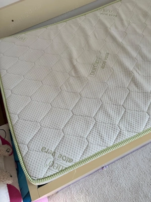 Mobilă pentru tineret