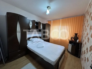 Apartament decomandat 3 camere 2 bai 68 mpu etaj 3 Calimanesti Valcea  - imagine 5