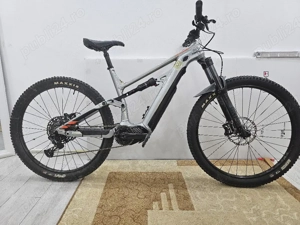 Bicicletă electrică 