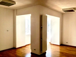 Spatiu comercial de vanzare-in zona centrala - imagine 5