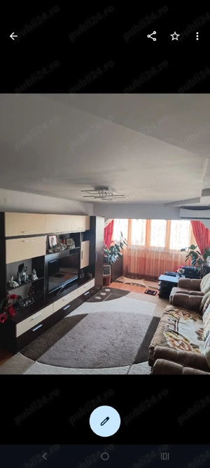 Vand apartament 2 camere+garaj