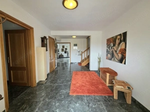 Vilă deosebită de vânzare în Otopeni langa ''Ana Aslan'' - imagine 18