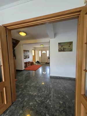 Vilă deosebită de vânzare în Otopeni langa ''Ana Aslan'' - imagine 14