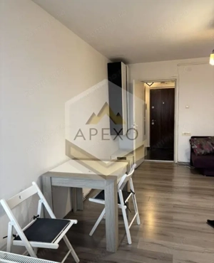 Garsoniera luminoasa-Astra