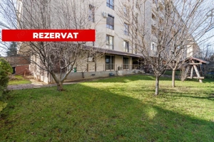 Apartament decomandat cu curte proprie de 170 mp
