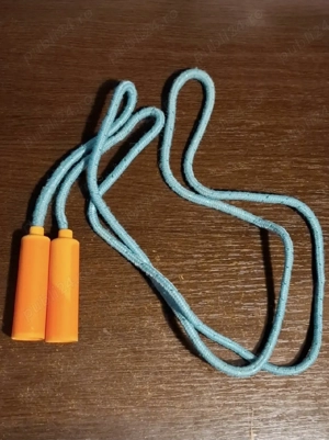 Coardă de sărit- Lungime 227 cm-Stare excelentă