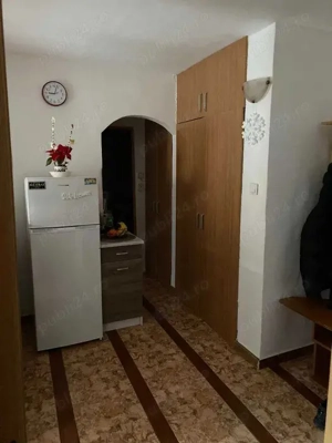 Apartament 2 camere decomandat Lipovei pe Borzesti amenajat centrala proprie - imagine 3