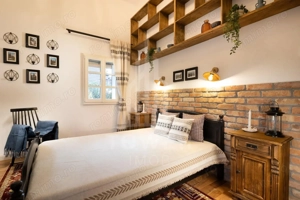 Casa de vis înt-un loc de basm - Cisnădioara/ de închiriat - imagine 5