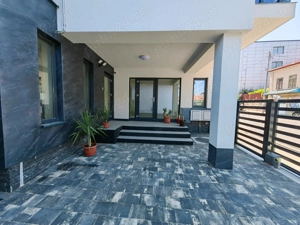 Inchiriem cladire birouri ultracentala - imagine 5