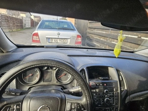 Opel astra j Sport tourer - imagine 8