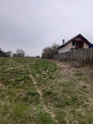 Urgent! Darmanesti, vind teren intravilan, gaze, apa, lumina la poarta, zona fara inundatii - imagine 2
