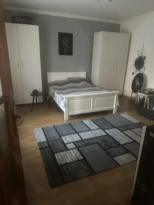 Apartament 3 Camere decomandat centrala proprie boxa,ideal pentru investitie Zona Centrala