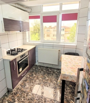 Vanzare - 2 camere decomandate - Siderurgistilor Vest- Doja