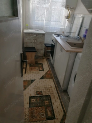 Închiriez apartament cu 2 camere pe strada Luceafărul nr 7 - imagine 3