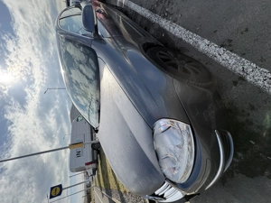 Mașină îngrijită, revizii la zi   Proprietar - imagine 5