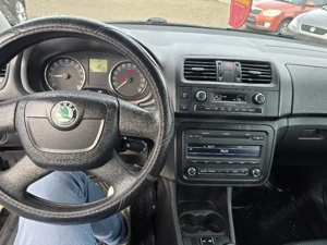 Skoda Fabia 1.6tdi  - imagine 9