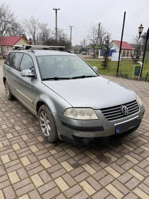 Volkswagen Passat 2.0 litri 2004 - imagine 2