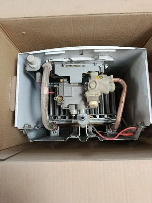 instant apă caldă pe gaz marca Bosch  - imagine 4