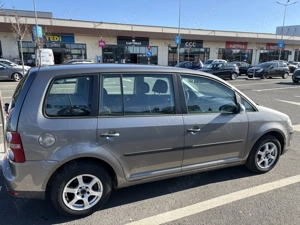 VW Touran 2007, 1.9TDI AC Carlig detasabil - imagine 2