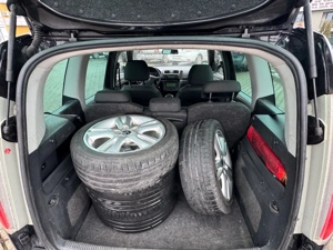 Skoda Roomster 1.9 TDI DPF - imagine 2