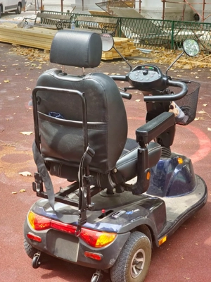 Scuter electric Pride Mobility Camel - Aproape nou, foarte puțin folosit! Pentru seniori handicap - imagine 3