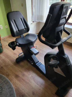 Bicicletă recumbent Sole LCR - Aproape nou, touchscreen 10.1", stare excelentă! Premium home gym - imagine 3