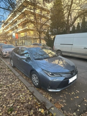 TOYOTA Corolla Sedan | Benzina | 24800 Km | Garantie 2029 - imagine 2
