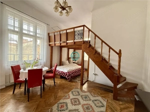 Vanzare apartament - 2 camere - impartit in 2 garsoniere in Centru