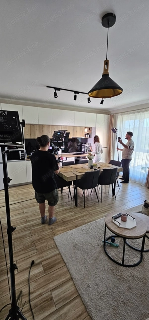 Productie Video Profesională   Design Grafic   Web Design   Social Media 