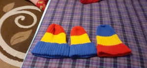 căciuli tricolore - imagine 3
