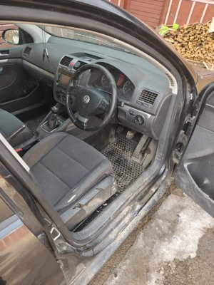 vand golf 5 1.9 TDI pentru piese  - imagine 5