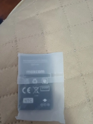 telefon cu butoane - imagine 3