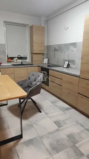 Apartament 2 camere, Mobilat/Utilatîâ/Cu parcare, Maurer