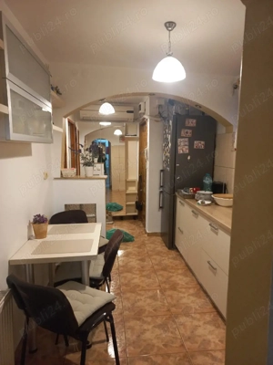 Inchiriez apartament 3 camere - imagine 9