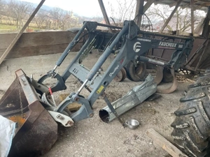 Vand Tractor Massey Ferguson 2430 ST 2006 - imagine 5