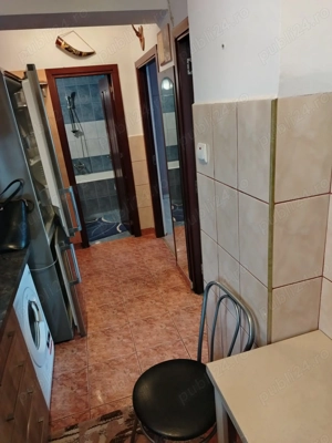 apartament 2 camere decomandat - imagine 3