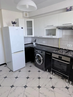 De vanzare apartament cu o camera in zona Bucovina - imagine 5