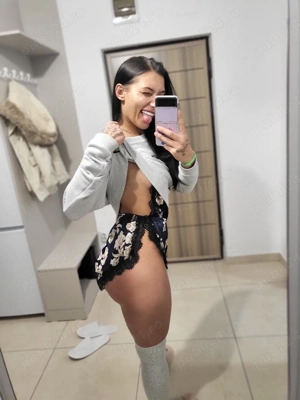 Brunetă nouă în oraș (Confirm WhatsApp)