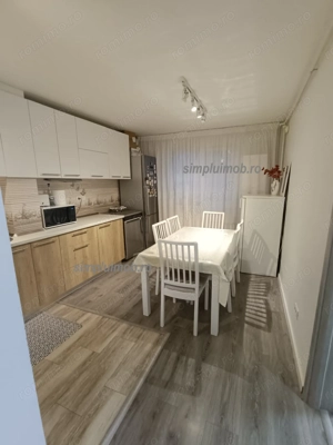 Centrala Parcare Boxa Decomandat 3 Camere Renovat Spatios Dna Ghica - imagine 15