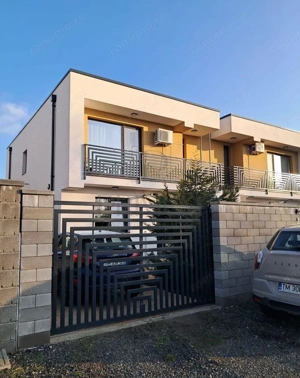 DUMBRAVITA - DUPLEX - ZONA CENTRALA - 4 CAMERE - 2 BAI - INCALZIRE PARDOSEALA - CLIMA - PANOURI SOLA