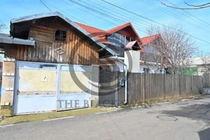Casa cu 7 camere de vanzare | Zona Centrala, Baicoi | Comision 0%
