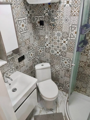 De inchiriat garsoniera in zona Lipovei - imagine 2